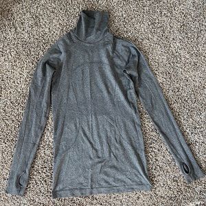 Lululemon turtle neck long sleeve